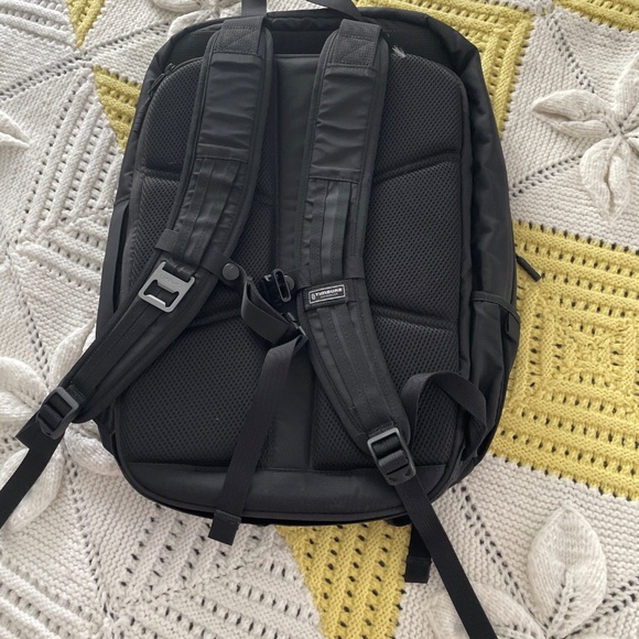 Timbuk2 black backpack - Picture 3 of 10